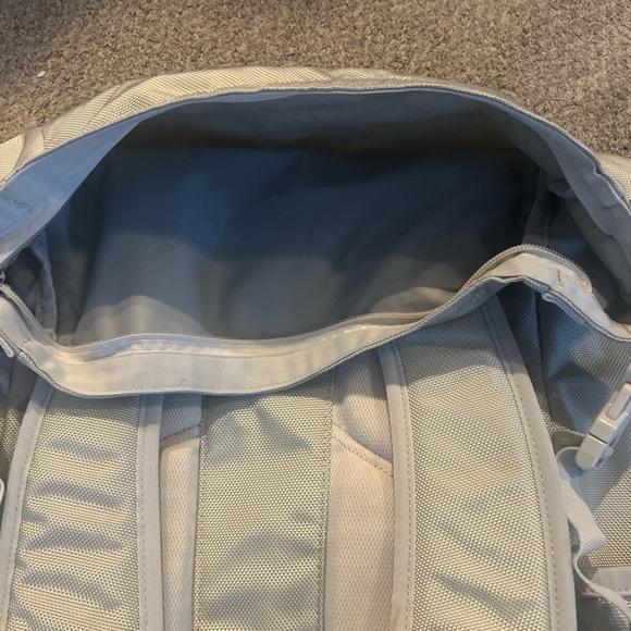 Jordan OVO Hoodie withh backpack - Picture 8 of 12